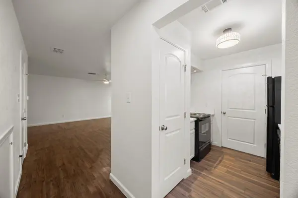 6821 Old Quarry LN, Austin, TX 78731