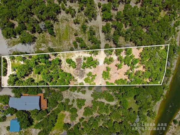 3500 Lohmans Ford RD #17, Lago Vista, TX 78645