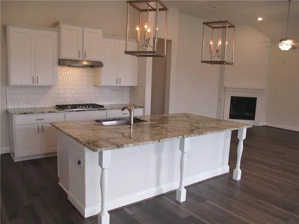 635 Spinnaker LOOP, Kyle, TX 78640