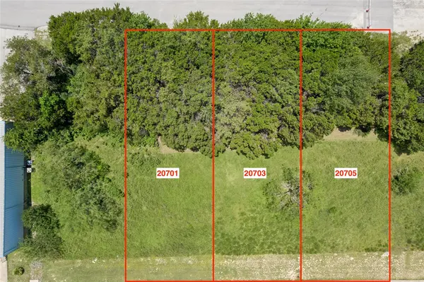 20701, 20703, 20705 Dawn DR, Lago Vista, TX 78645