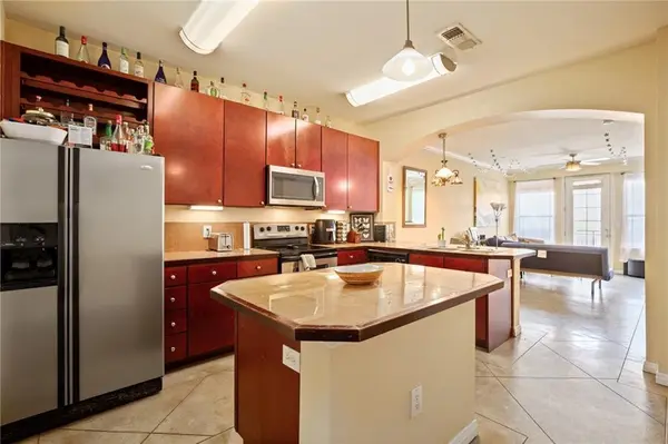 2505 San Gabriel ST #402, Austin, TX 78705