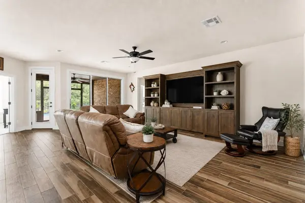 246 Toyah DR, Dripping Springs, TX 78620