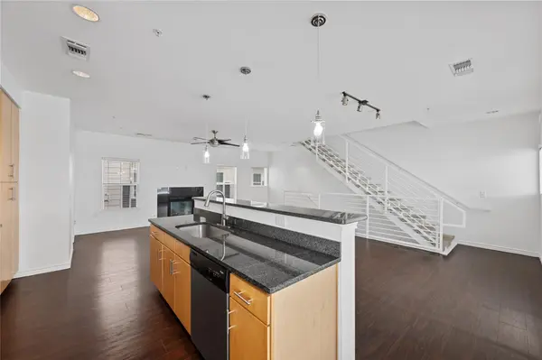 2606 Wilson ST #1104, Austin, TX 78704