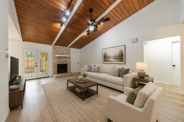 4504 Langtry LN, Austin, TX 78749