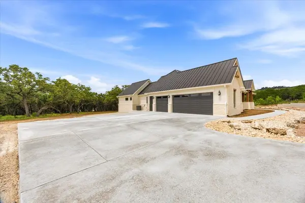 1744 Crossbow DR, Canyon Lake, TX 78133