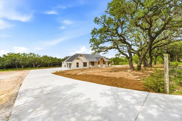 1744 Crossbow DR, Canyon Lake, TX 78133