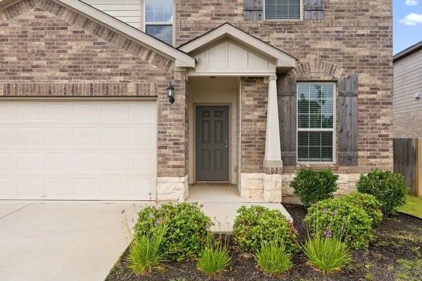 457 Bedford Falls LN, Jarrell, TX 76537