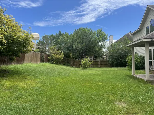 140 Pecanwood S, Kyle, TX 78640