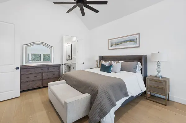 668 Two Creeks LN, Austin, TX 78737