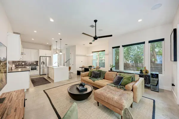 918 Cardinal LN #A, Austin, TX 78704
