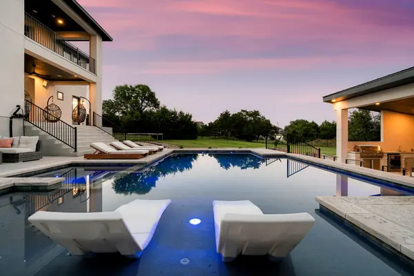 524 Francis CT, Liberty Hill, TX 78642