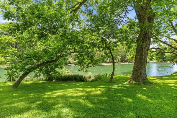 1242 Ervendberg Ave #Lot 2, New Braunfels, TX 78130