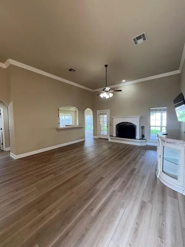 3 Honeysuckle LN, Wimberley, TX 78676