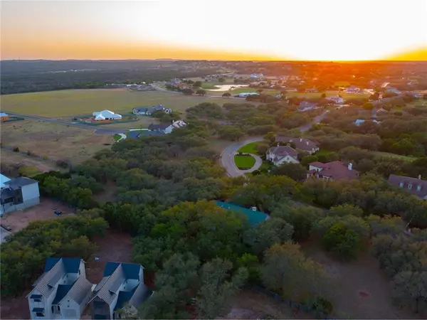 26039 Masters PKWY, Spicewood, TX 78669