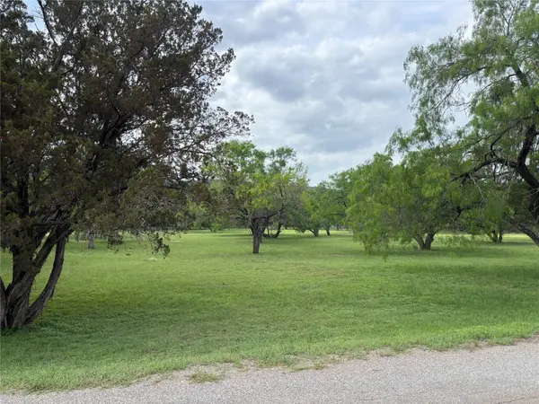 130 Primera CT, Kingsland, TX 78609