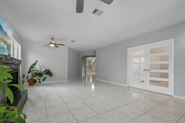 329 Island Oak DR, Austin, TX 78748