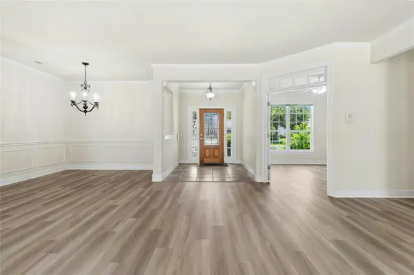 107 San Antonio RD, Georgetown, TX 78633