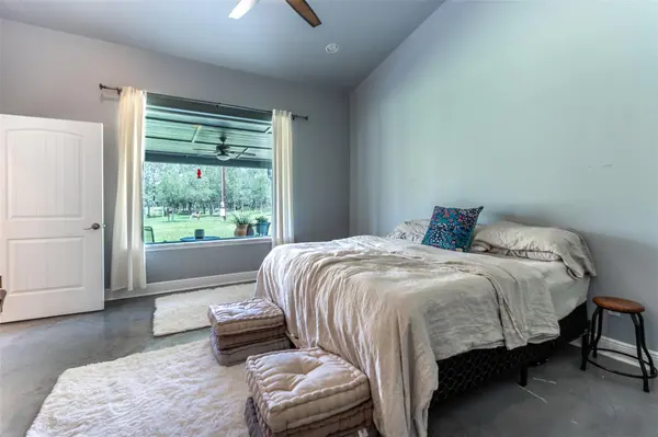 4082 Old Colony Line RD, Lockhart, TX 78644