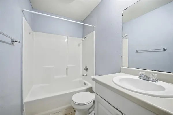 2009 W Loop #A, Austin, TX 78758