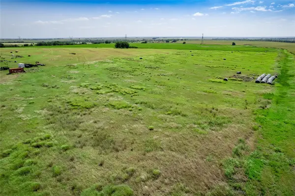 500 County Rd 161, Granger, TX 76530