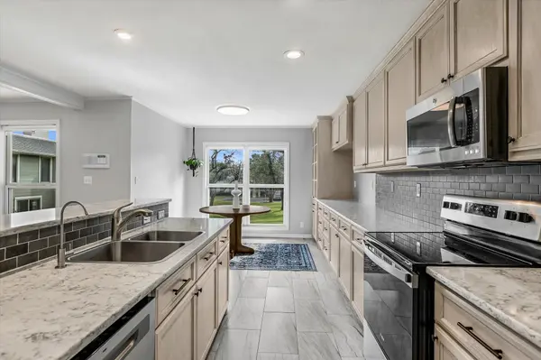 100 Lido CIR #G1, Lakeway, TX 78734