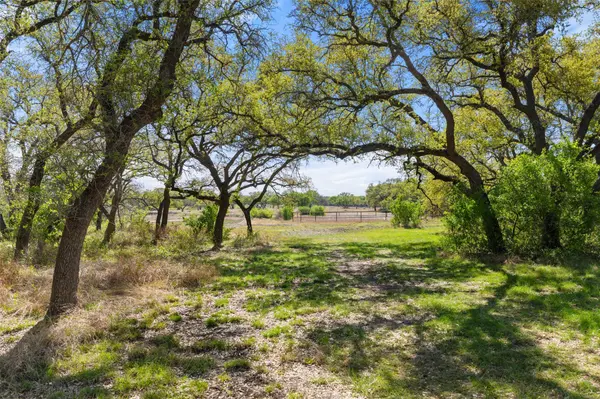 546 Lazy Oak RD, Johnson City, TX 78636