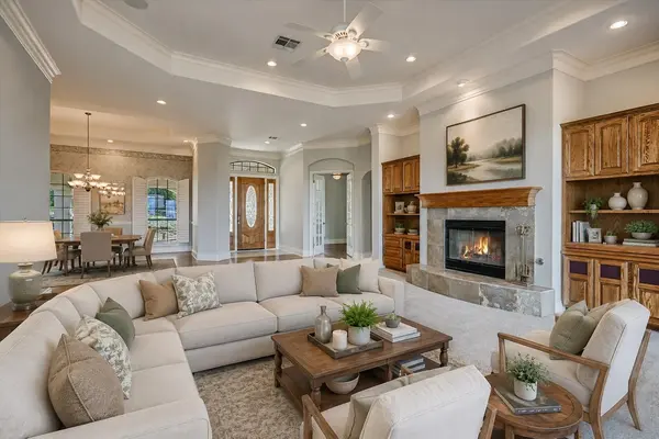 19620 Single Peak CV, Spicewood, TX 78669