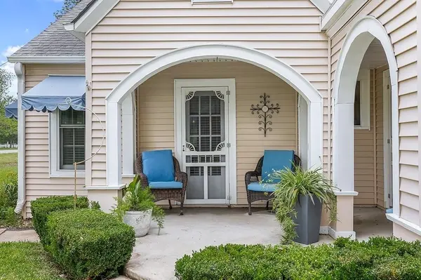 326 Centennial ST, Carmine, TX 78932