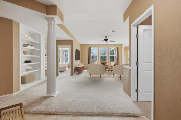 109 Silver Lace LN, Round Rock, TX 78664