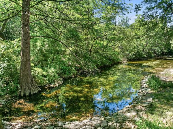1 Shadybrook CV, Austin, TX 78746