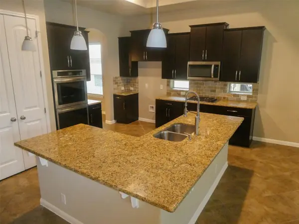 21905 ROCK WREN RD, Spicewood, TX 78669