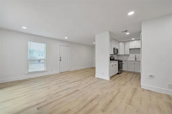 2617 Ektom DR, Austin, TX 78745