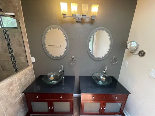20812 Buena VIS, Lago Vista, TX 78645