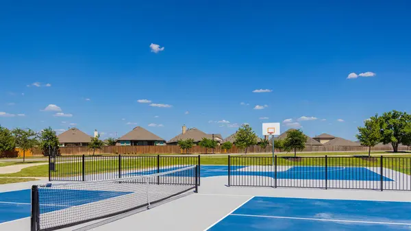 646 Bay Breeze DR, Kyle, TX 78640