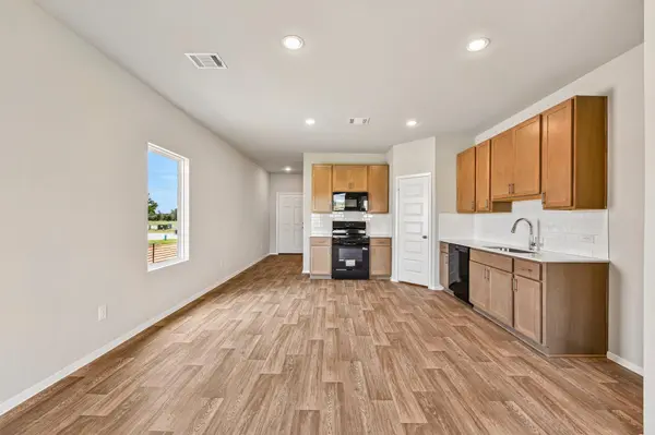 330 Golden Paint TRL, Liberty Hill, TX 78642