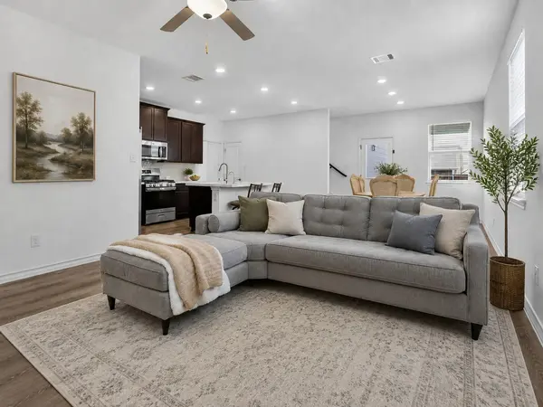 116 Gracie WAY, Hutto, TX 78634