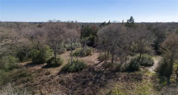 7598 Field Creek Estates DR, Bryan, TX 77808