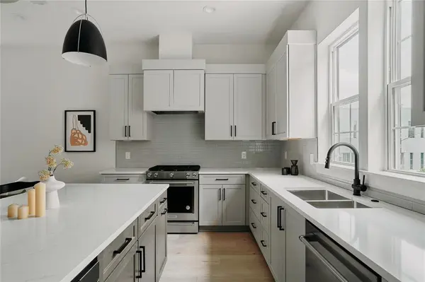 2209 Woodland Ave #803, Austin, TX 78741