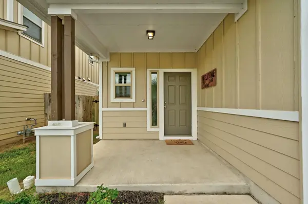 336 Wapiti RD, Buda, TX 78610