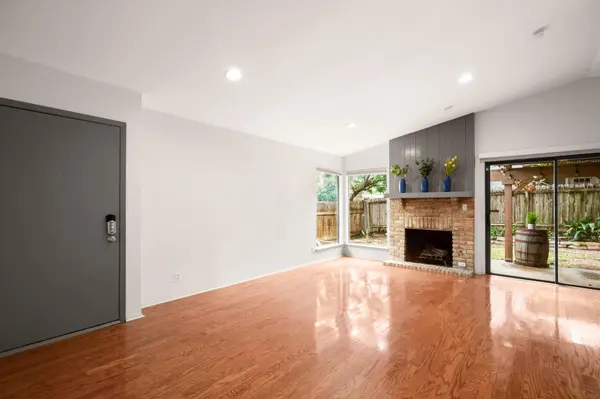 9001 Parkfield DR #B, Austin, TX 78758