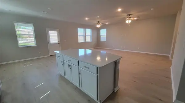 184 Jackman DR, Buda, TX 78610
