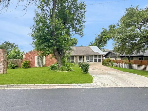 5205 Stone Gate DR, Austin, TX 78721