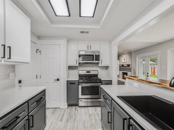 801 E Central DR, Georgetown, TX 78628
