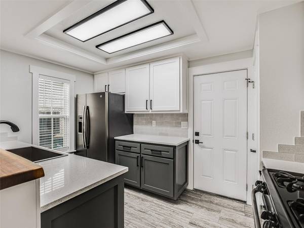 801 E Central DR, Georgetown, TX 78628