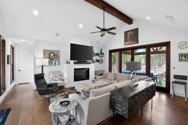270 Rambling Oaks DR, Wimberley, TX 78676