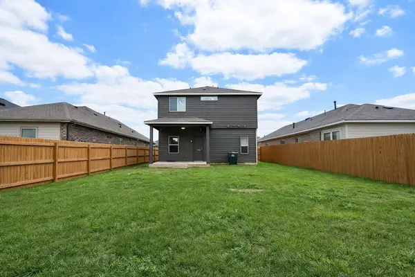 940 Paddock LN, Georgetown, TX 78626