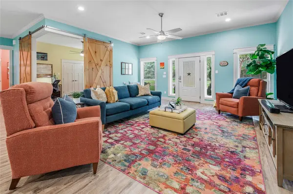 10250 Dogwood TRL, College Station, TX 77845