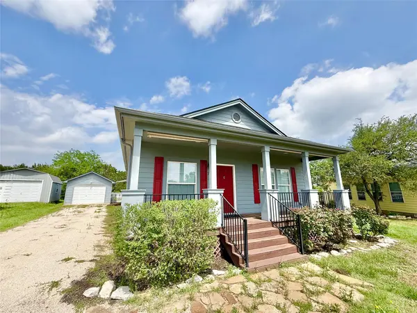 289 Heatherwood DR, Driftwood, TX 78619