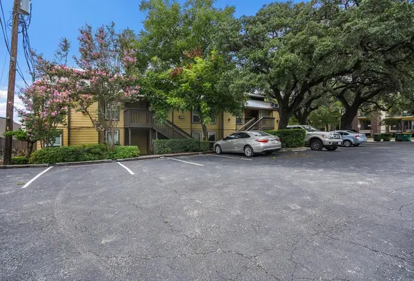 1000 W 26th ST #102, Austin, TX 78705