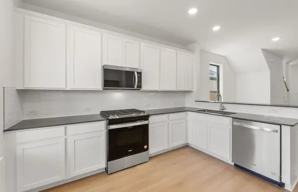 5214 Monarda Mint DR, Austin, TX 78653